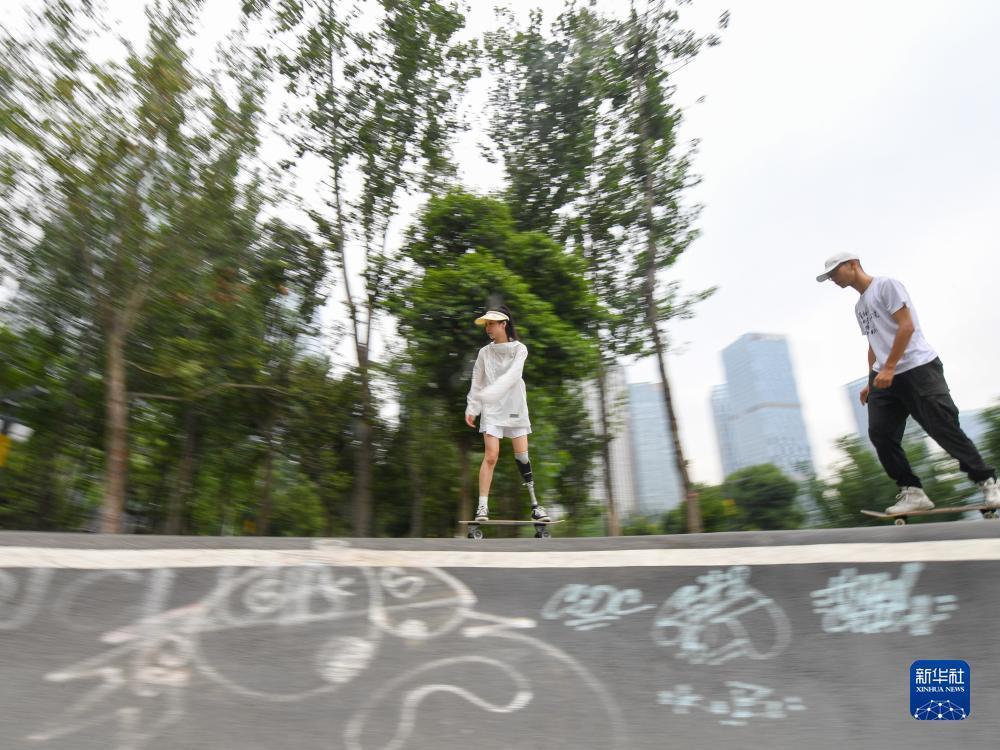 欢乐炸三张下载手机版